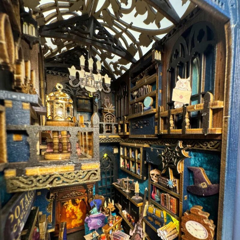 Pirouette und Badin Book Nook – Bild 7